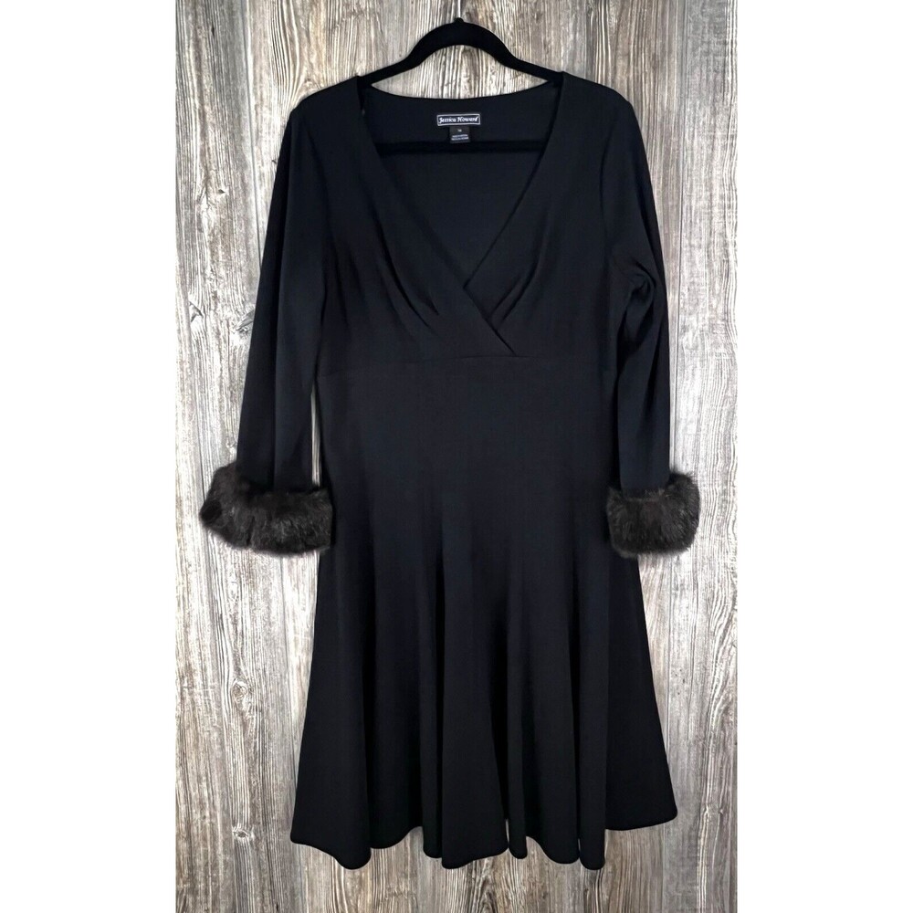 JESSICA HOWARD Women’s 16 Ponte Dress Fit Flare Faux‎ Fur Cuffs Midi Dress